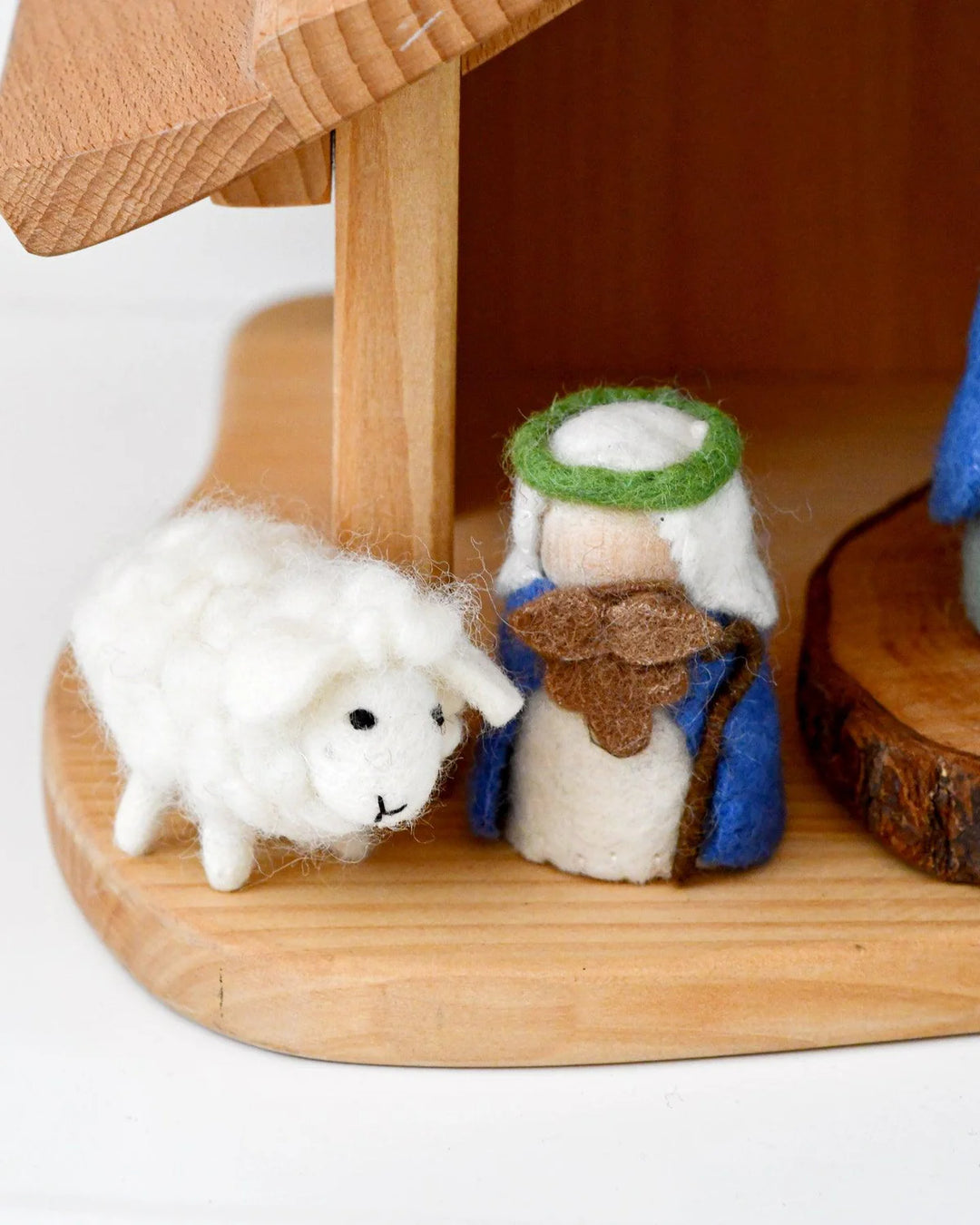 Tara Treasures Felt Nativity Peg Dolls Set