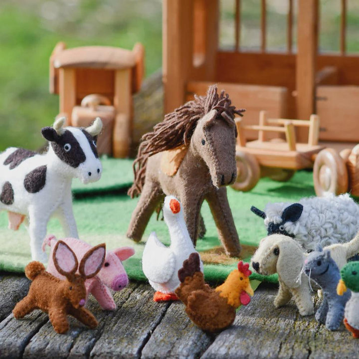 Tara Treasures Felt Farm Animals Set of 10 - Farm Animals