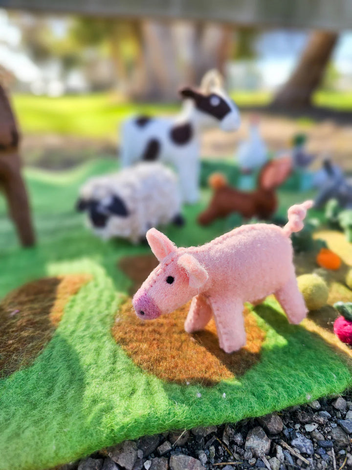 Tara Treasures Felt Pig Farm Animal Toy