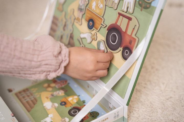 Little Farm Magnetic Playboard