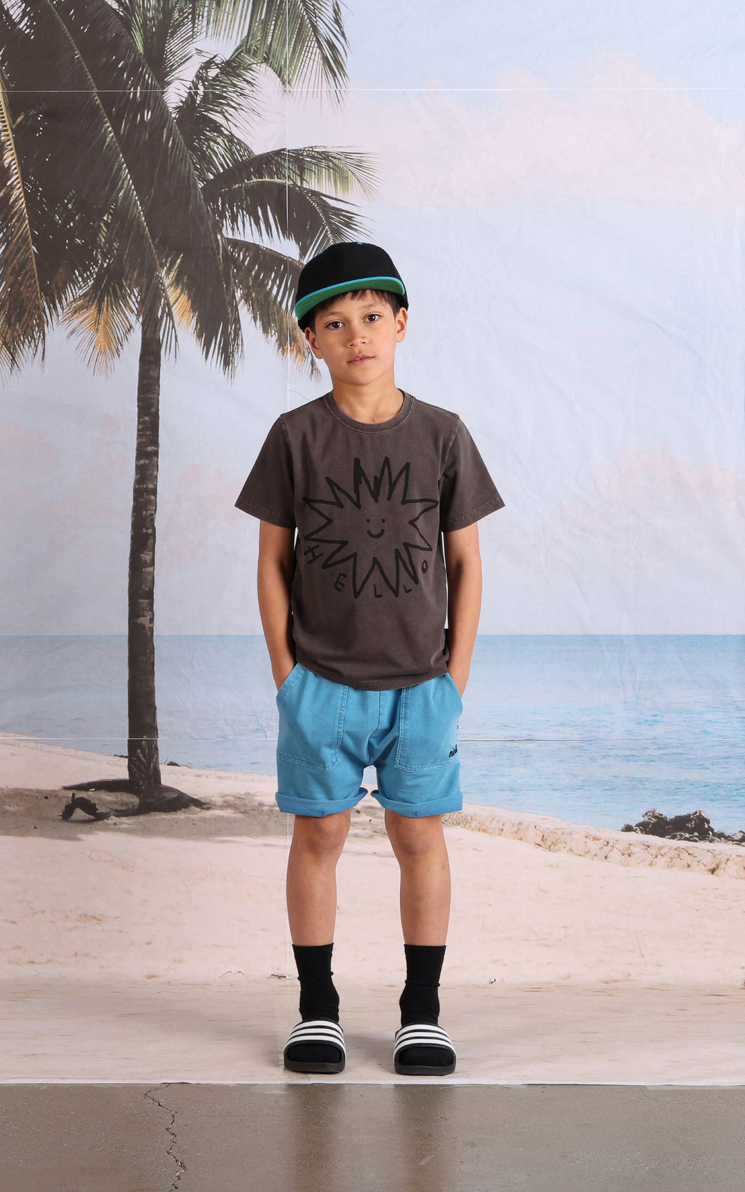 Minti Hello Star Tee - Black Wash