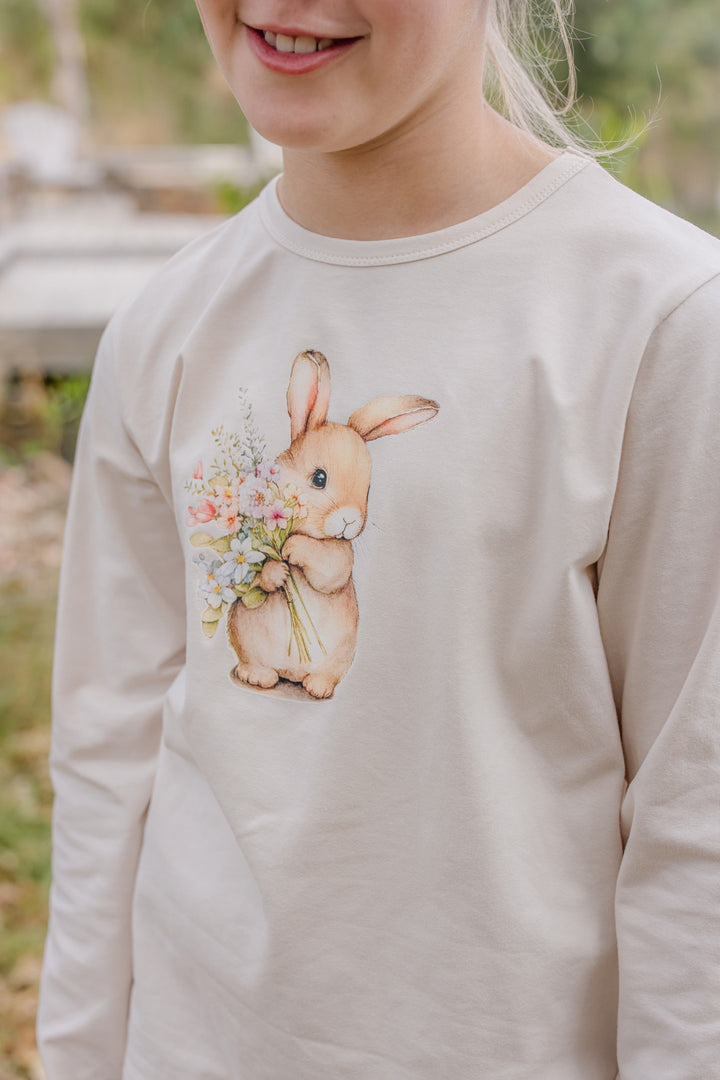 Milky Bunny Bouquet Tee