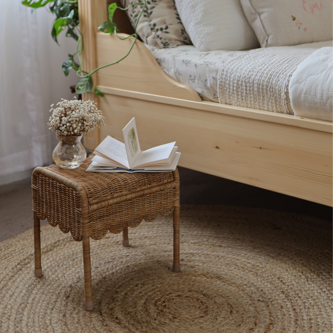 Olli Ella Petal Storie Stool - Natural