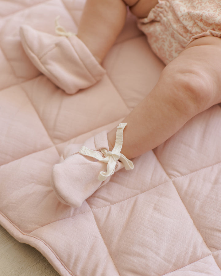 Quincy Mae Baby Booties - Bubblegum