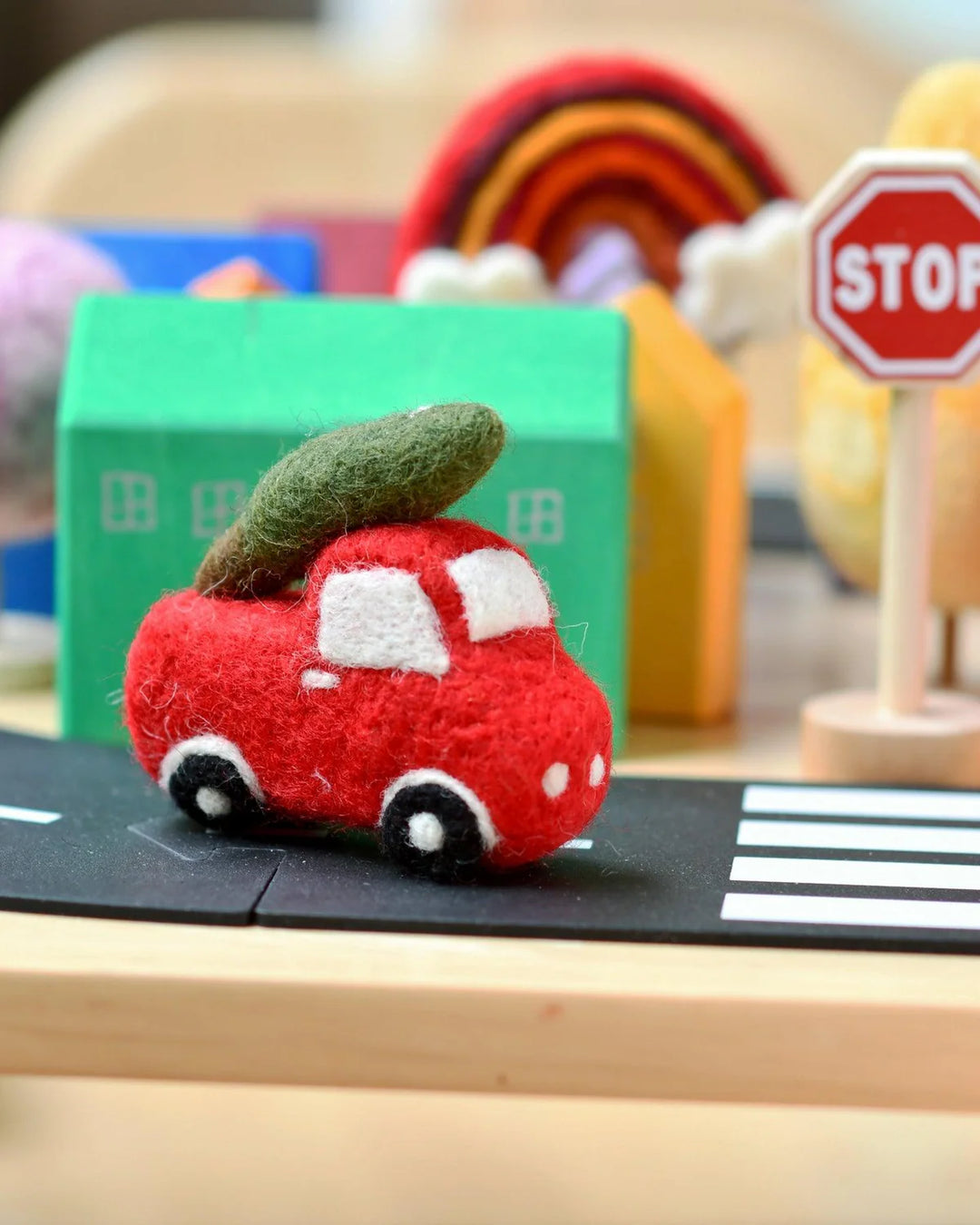 Tara Treasures Felt Christmas Truck and Tree Toy