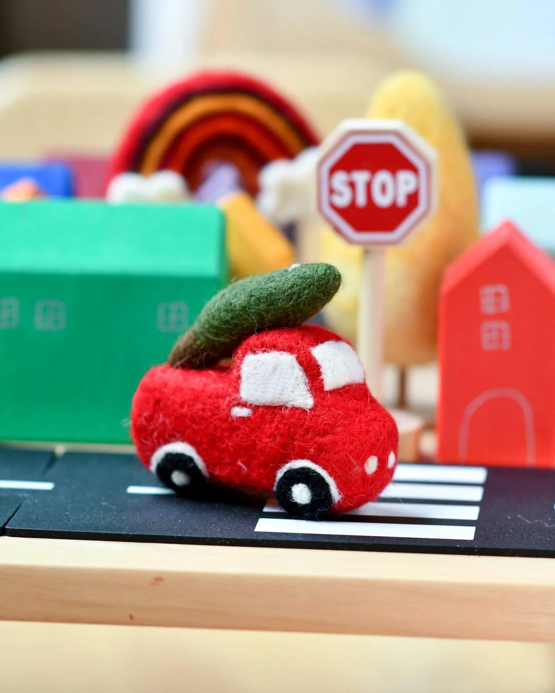 Tara Treasures Felt Christmas Truck and Tree Toy